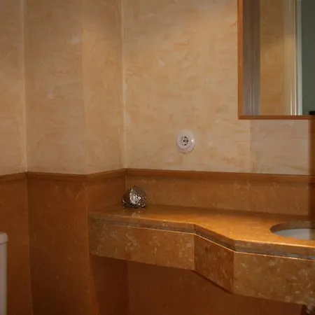 Malhoa Apartment